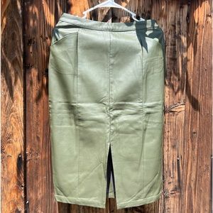 WhoWhatWear forest green leather skirt